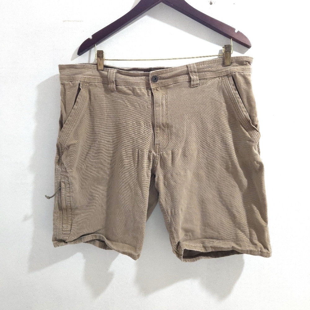 CAT | Men's Tan Casual Cargo Shorts